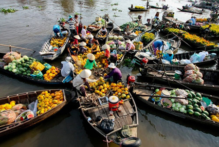 Chợ nổi Cái Răng (Cần Thơ).